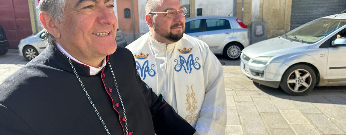 Questa mattina S.E. Mons. Michele ha iniziato la sua visita pastorale presso la comunità di Santa Maria ad Nives in Stru